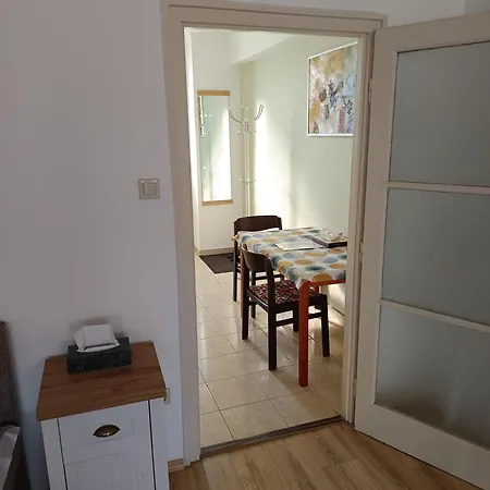 City-apartman