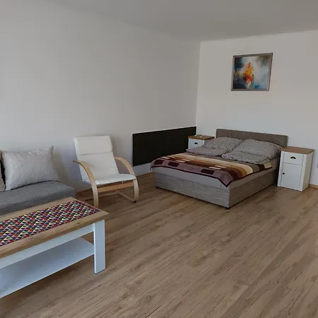 Apartment City-apartman *