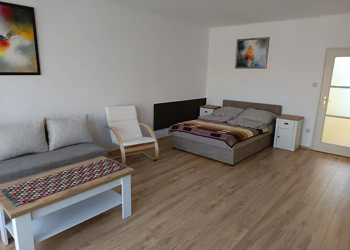 Lägenhet City-apartman *